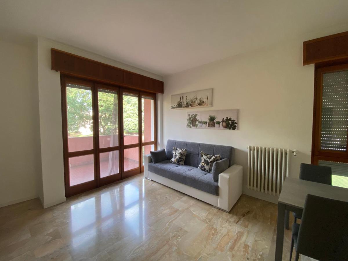 Appartamento La Finestra Sul Parco Dalmine Exterior photo